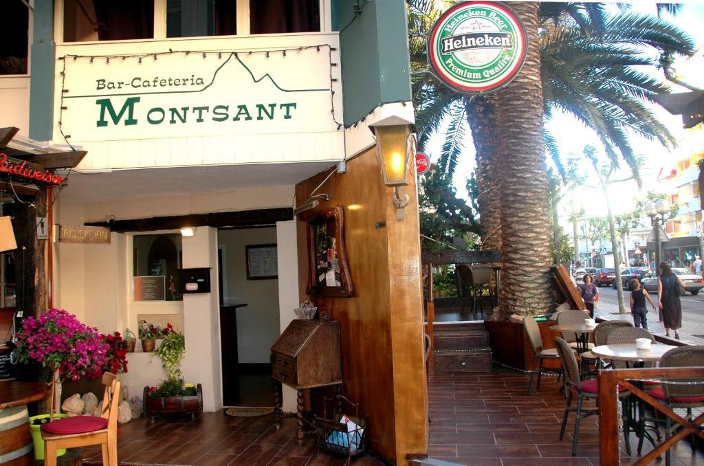 Hostal Montsant Σαλού Εξωτερικό φωτογραφία