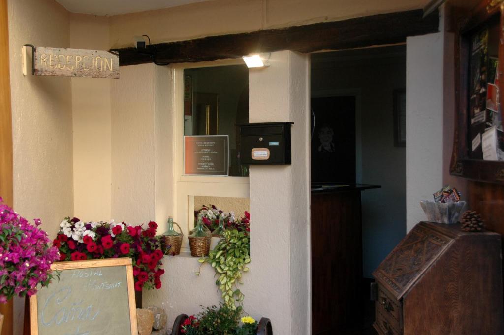 Hostal Montsant Σαλού Εξωτερικό φωτογραφία